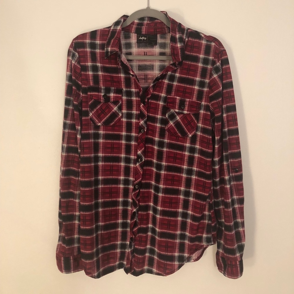Day trip Plaid long sleeve shirt size M
